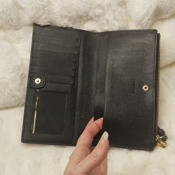 SOLD Coach Long Bifold Snap Charm Wallet Limited Edition - Picture 2 of 8